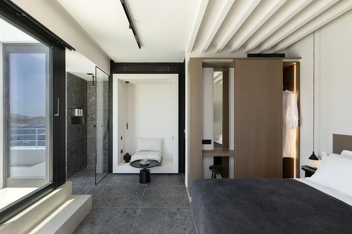Imagen de la habitación del Hotel CUBIC Mykonos Seafront Design Suites. Foto 11