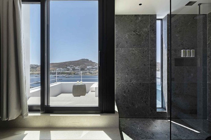 Imagen de la habitación del Hotel CUBIC Mykonos Seafront Design Suites. Foto 12