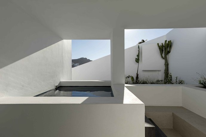 Imagen de la habitación del Hotel CUBIC Mykonos Seafront Design Suites. Foto 13