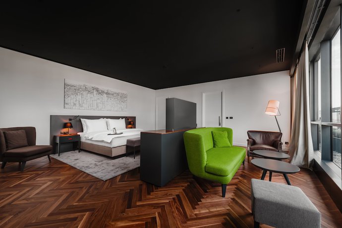 Imagen de la habitación del Hotel CUE Podgorica. Foto 10