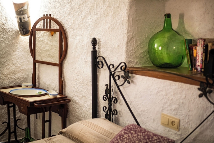 Imagen de la habitación del Hotel CUEVAS VICTORIA. Foto 6