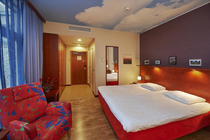 Imagen de la habitación del Hotel CUMULUS. Foto 6