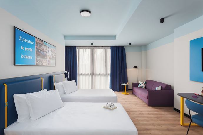 Imagen de la habitación del Hotel CX Naples Centrale. Foto 5