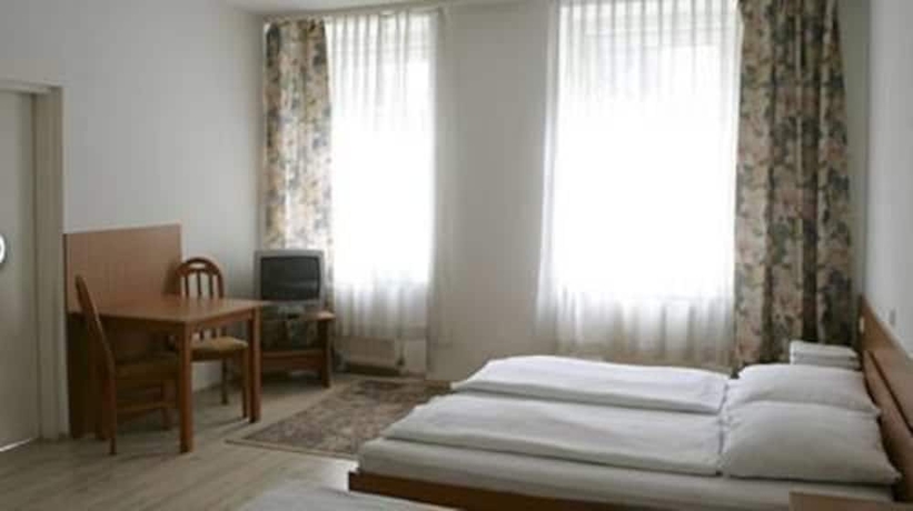 Imagen de la habitación del Hotel CYRUS, Viena. Foto 7