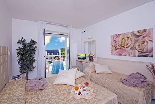 Imagen de la habitación del Hotel Ca' Bianca, Riccione. Foto 5