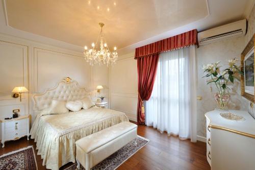 Imagen de la habitación del Hotel Ca\' D\'Oro Tre Stelle Superior Adults only. Foto 6