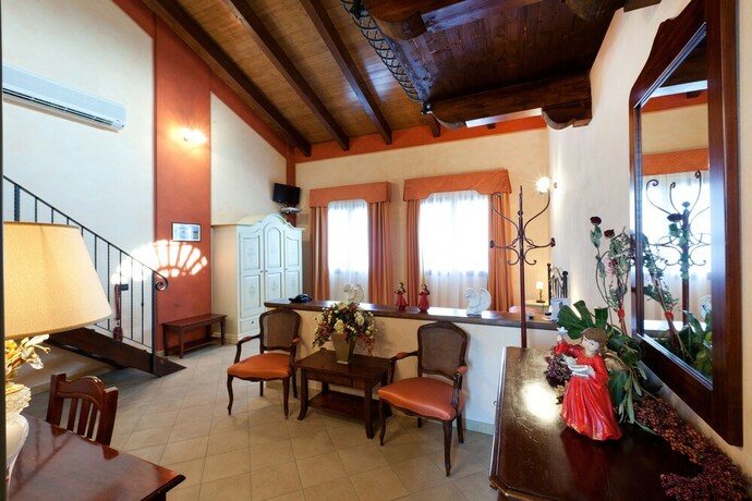 Imagen de los interiores del Hotel Ca' Del Rio Resort. Foto 16