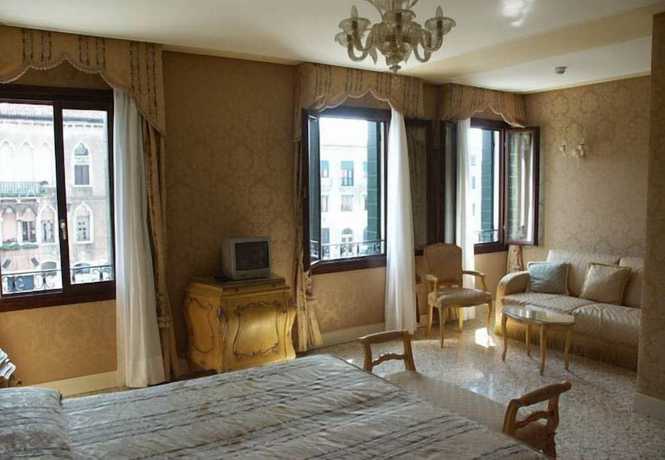 Imagen de la habitación del Hotel Ca' Dogaressa. Foto 13