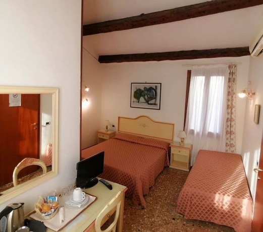 Imagen de la habitación del Hotel Ca' Formosa. Foto 6