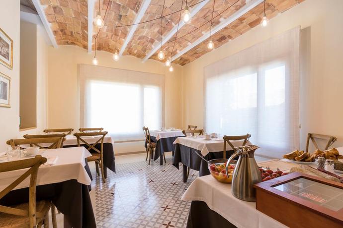 Imagen del bar/restaurante del Hotel Ca L'agustina. Foto 2