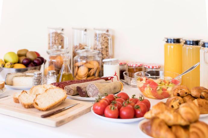 Imagen del bar/restaurante del Hotel Ca L'agustina. Foto 3