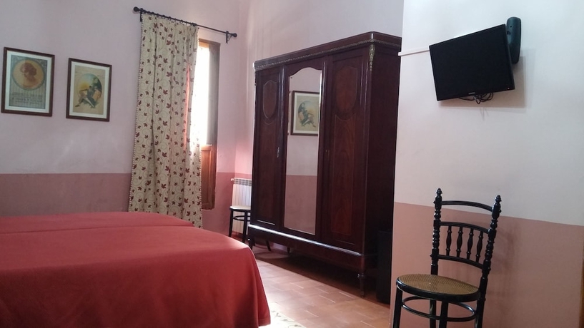 Imagen de la habitación del Hotel Ca Les Senyoretes. Foto 9