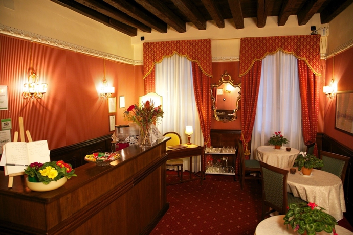 Imagen del bar/restaurante del Hotel Ca' Morosini. Foto 1