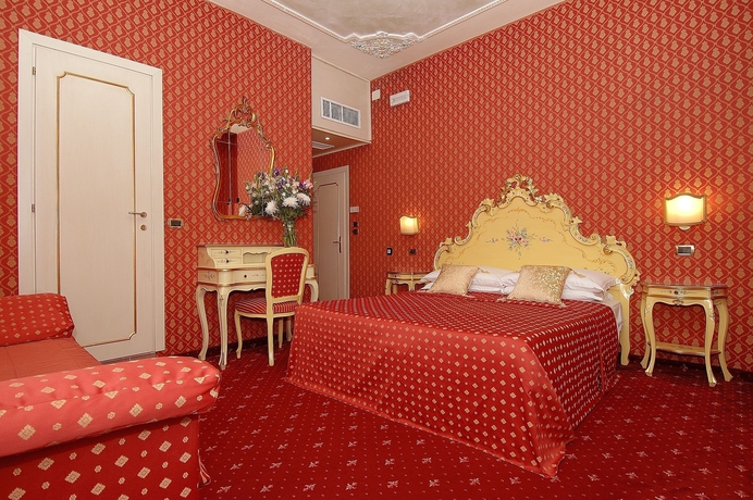 Imagen de la habitación del Hotel Ca' Morosini. Foto 9