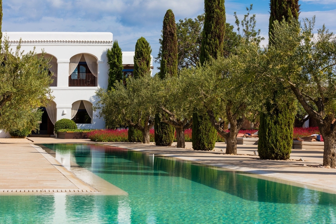 Imagen de la piscina del Hotel Ca Na Xica - and Spa. Foto 14