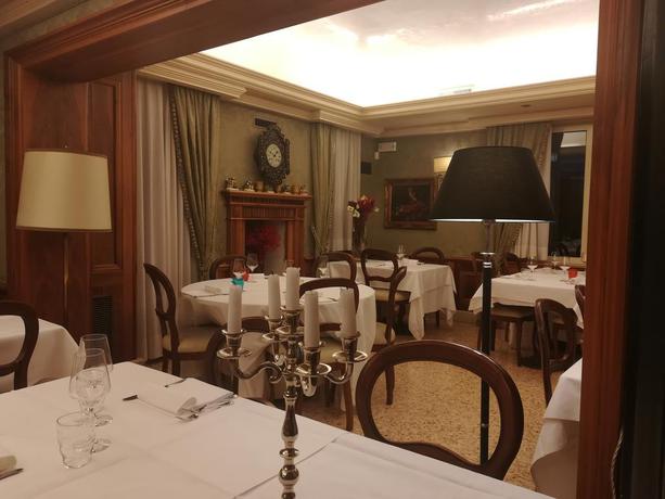 Imagen del bar/restaurante del Hotel Ca' Nova. Foto 5