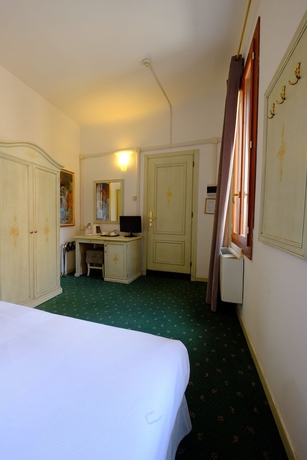 Imagen de la habitación del Hotel Ca' Pedrocchi. Foto 4