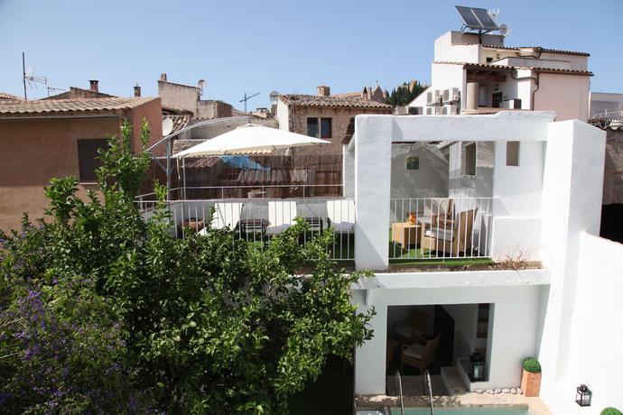 Imagen general del Hotel Ca Sa Padrina De Interior. Foto 4