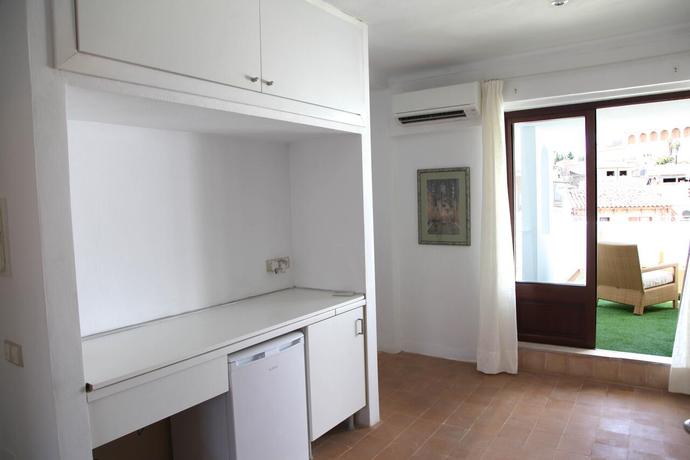 Imagen general del Hotel Ca Sa Padrina De Interior. Foto 14