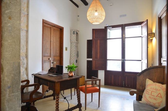 Imagen de los interiores del Hotel Ca Sa Tieta - de Interior. Foto 19