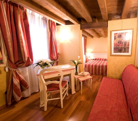 Imagen de los interiores del Hotel Ca' San Polo. Foto 14