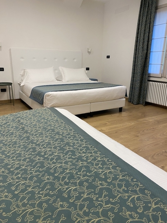 Imagen de la habitación del Hotel Ca\' Uberti Palace , Mantegnas. Foto 2