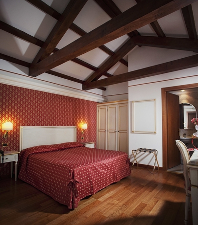 Imagen de la habitación del Hotel Ca' d'Oro. Foto 3