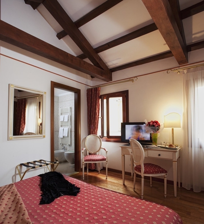 Imagen de la habitación del Hotel Ca' d'Oro. Foto 5