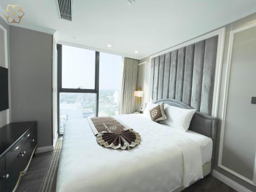 Imagen de la habitación del Hotel Cửa Đ&ocirc;ng Luxury. Foto 17