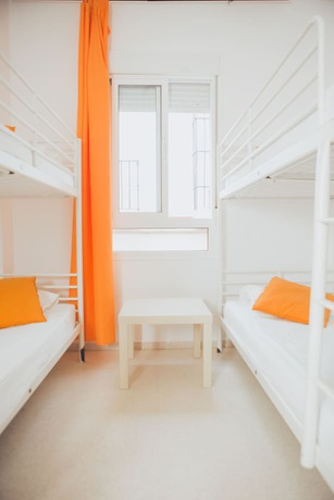 Imagen de la habitación del Hotel C&aacute;diz INN Hostel. Foto 14
