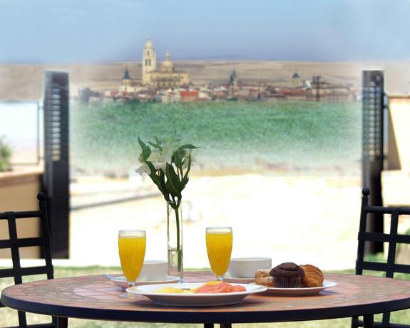 Imagen general del Hotel Cándido. Foto 9