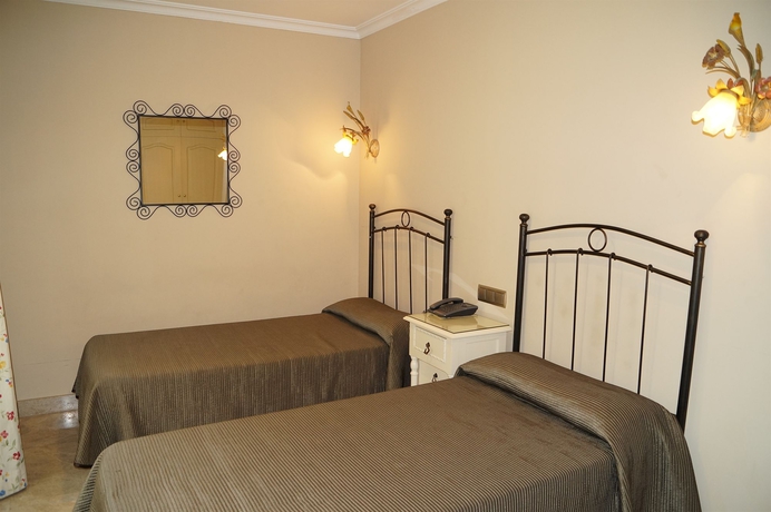 Imagen de la habitación del Hotel Caballero Errante. Foto 5