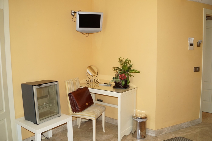 Imagen de la habitación del Hotel Caballero Errante. Foto 9