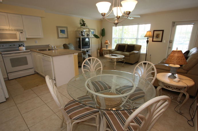 Imagen de los interiores del Hotel Cabana Beach Club By Rva. Foto 16