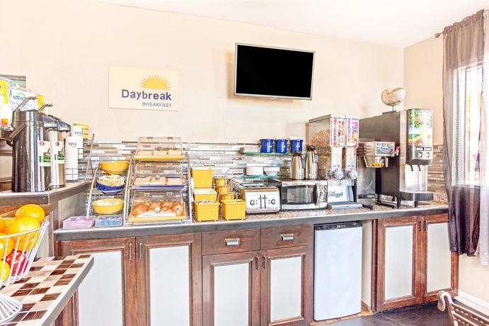 Imagen del bar/restaurante del Hotel Cabana Inn and Suites. Foto 3