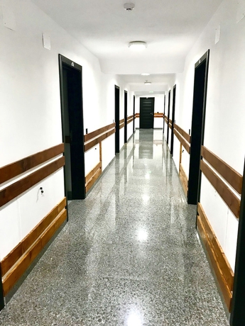 Imagen de los interiores del Hotel Cabana Sura Getilor Arinis. Foto 15