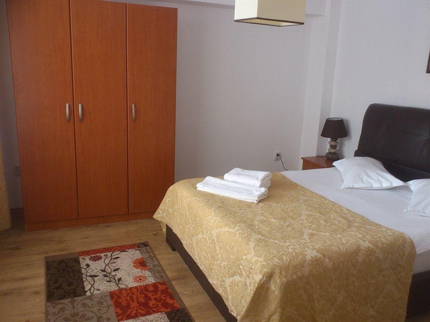 Imagen general del Hotel Cabana Trei Brazi. Foto 7