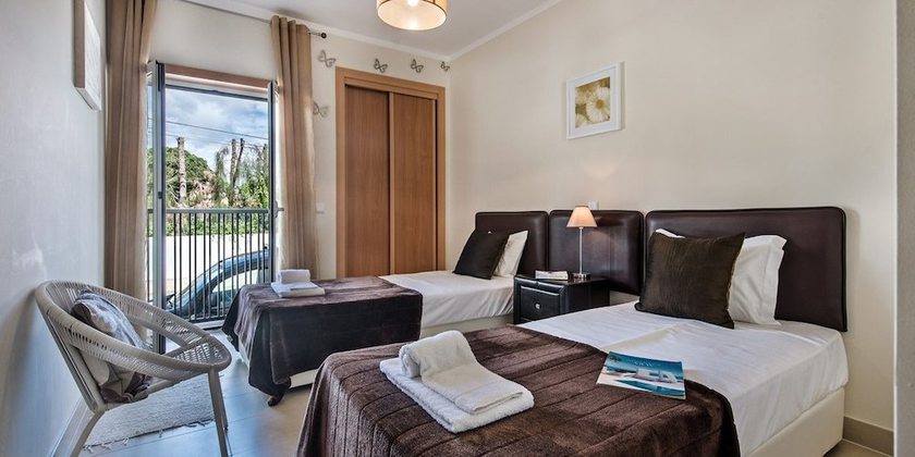 Imagen de la habitación del Hotel Cabanas Beach Club by MarsAlgarve. Foto 6