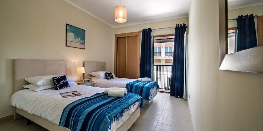 Imagen de la habitación del Hotel Cabanas Beach Club by MarsAlgarve. Foto 8