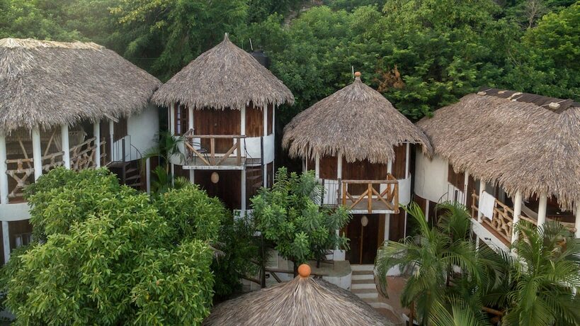 Imagen general del Hotel Cabanas Biuzaa. Foto 17