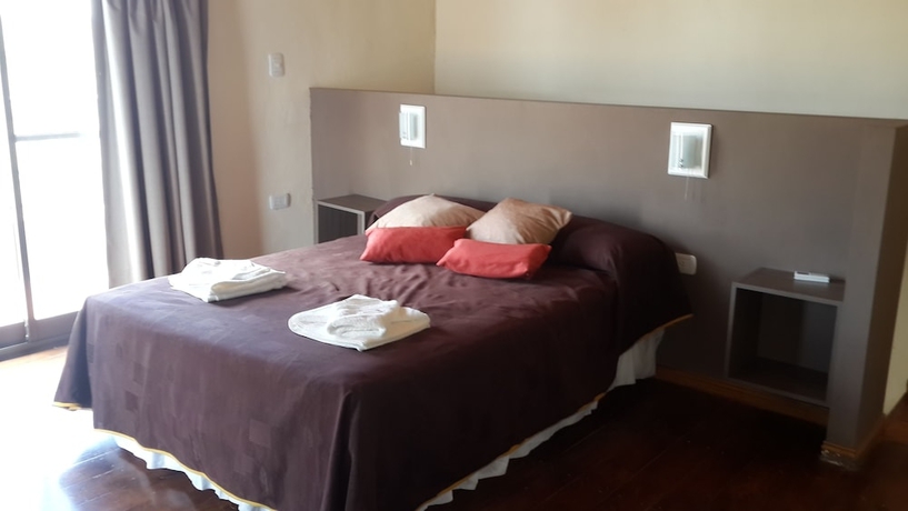 Imagen de la habitación del Hotel Cabanas Bonarda. Foto 7