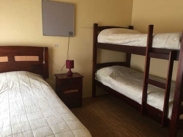 Imagen de la habitación del Hotel Cabanas Los Pinis. Foto 7
