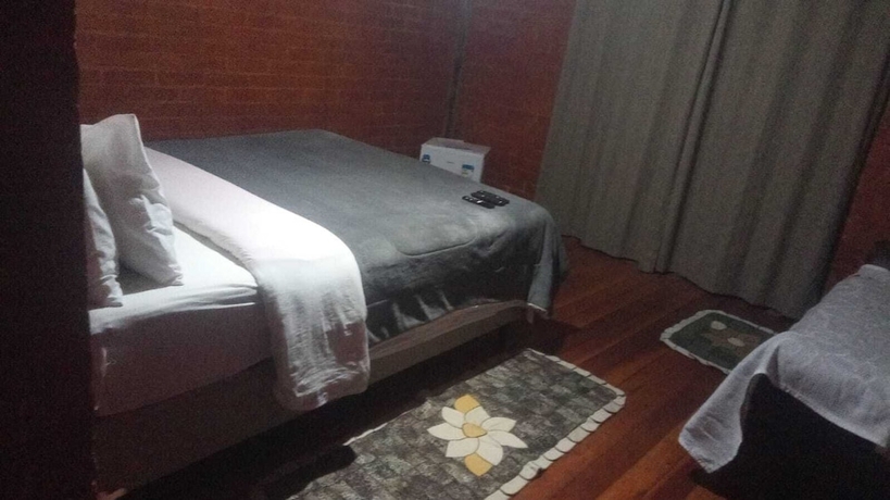 Imagen de la habitación del Hotel Cabanas Mountain. Foto 6