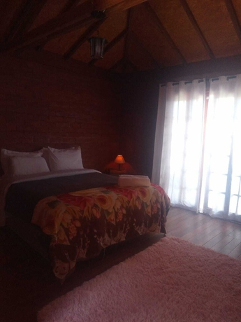Imagen de la habitación del Hotel Cabanas Mountain. Foto 12