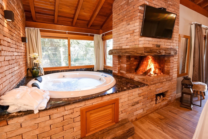 Imagen de la habitación del Hotel Cabanas Tio Müller. Foto 6