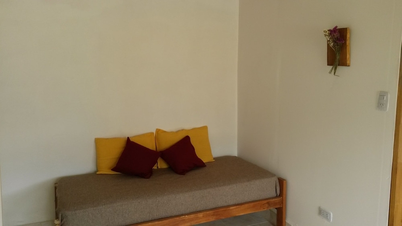 Imagen de la habitación del Hotel Cabanas Valle del Pirque. Foto 16