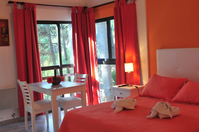 Imagen de la habitación del Hotel Cabanas and Apart Utopia. Foto 14