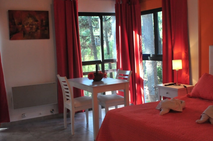 Imagen de la habitación del Hotel Cabanas and Apart Utopia. Foto 16