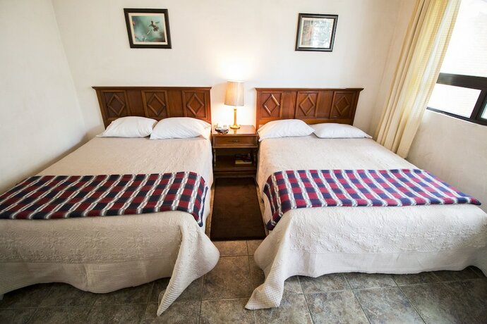 Imagen de la habitación del Hotel Caba&ntilde;a Suiza. Foto 19