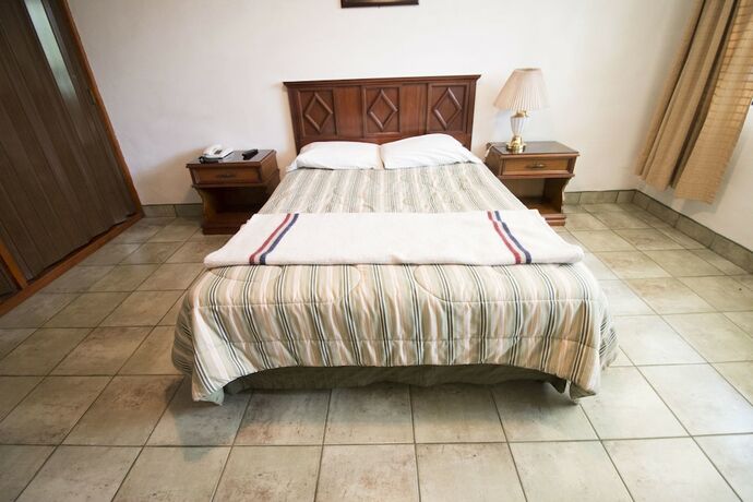 Imagen general del Hotel Caba&ntilde;a Suiza. Foto 12